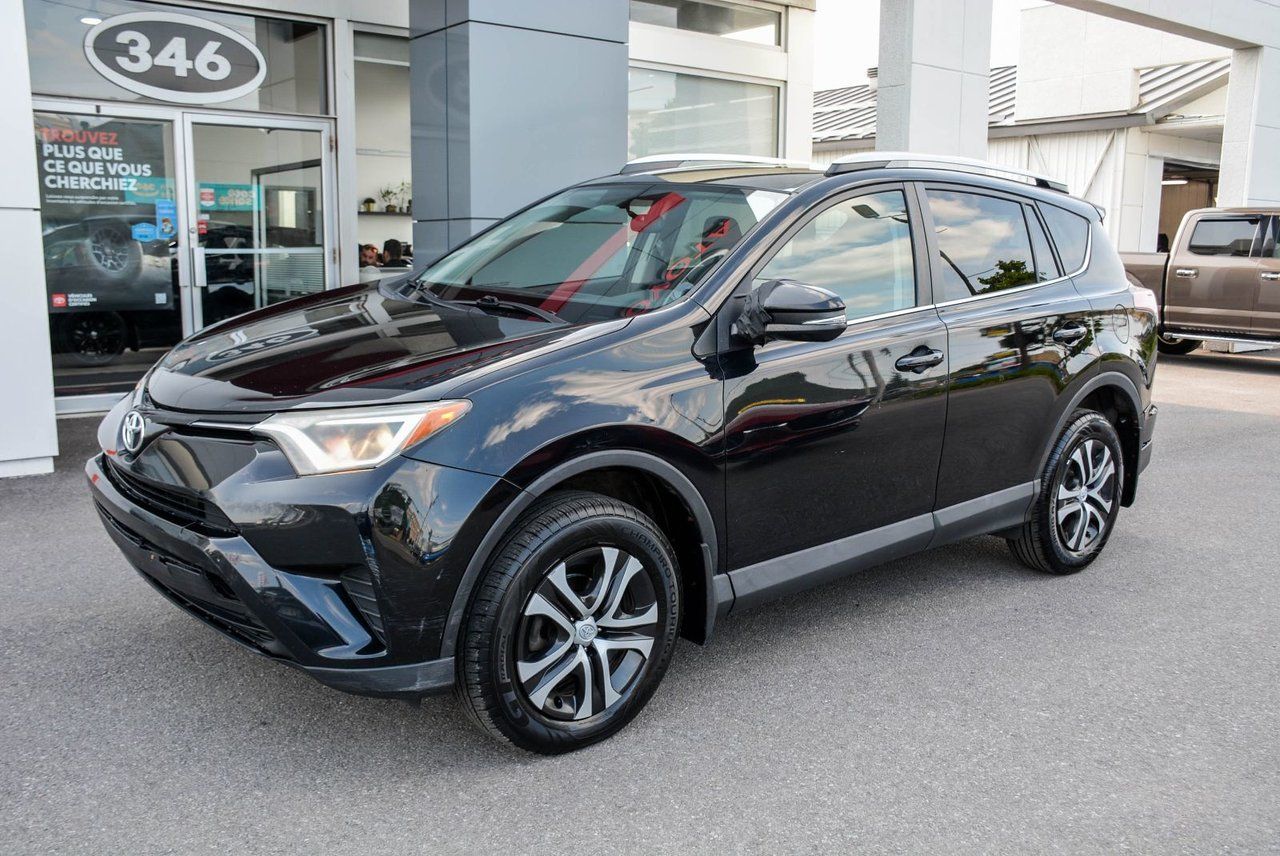 Toyota RAV4 LE AWD 2016 — photo 3