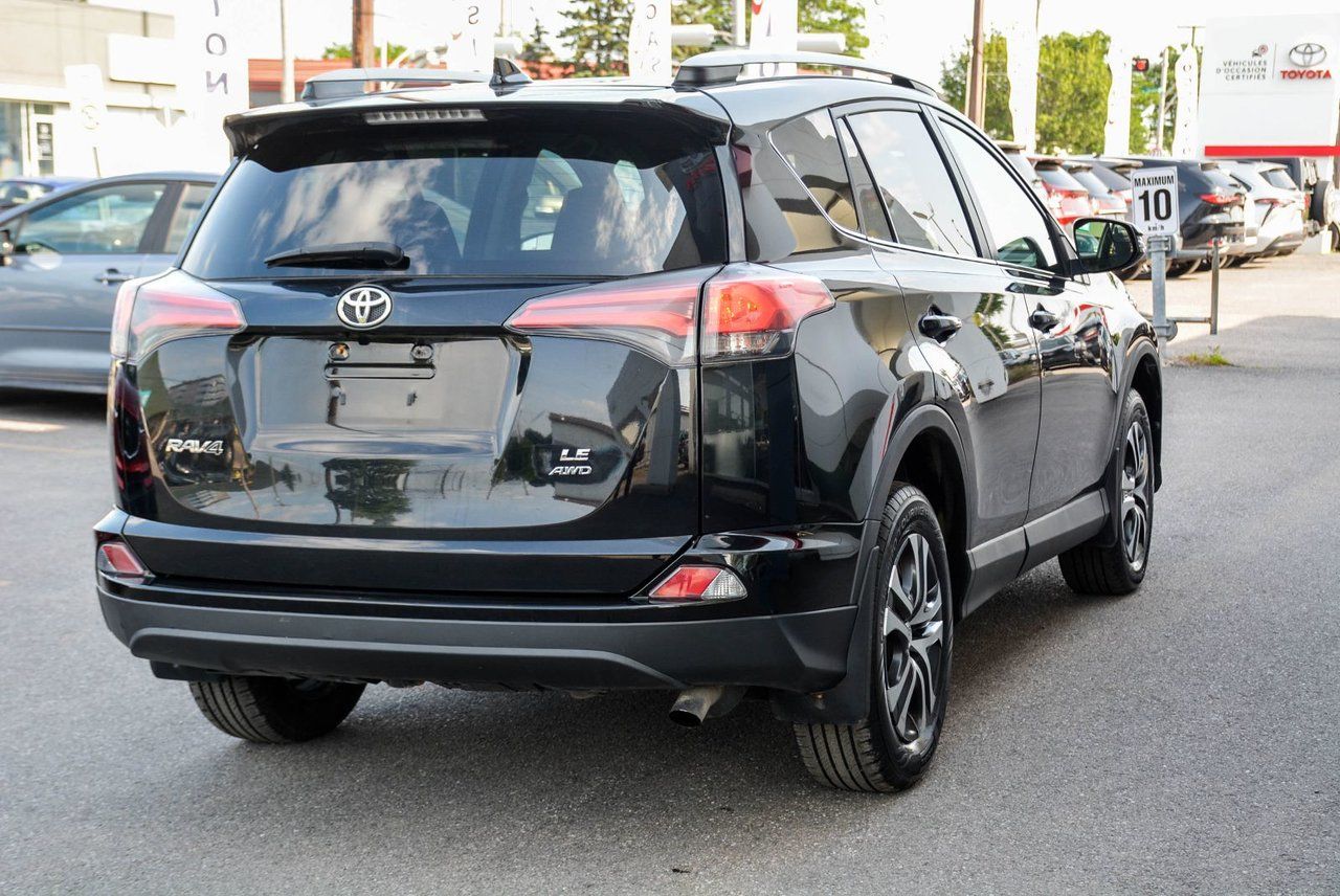 Toyota RAV4 LE AWD 2016 — photo 8