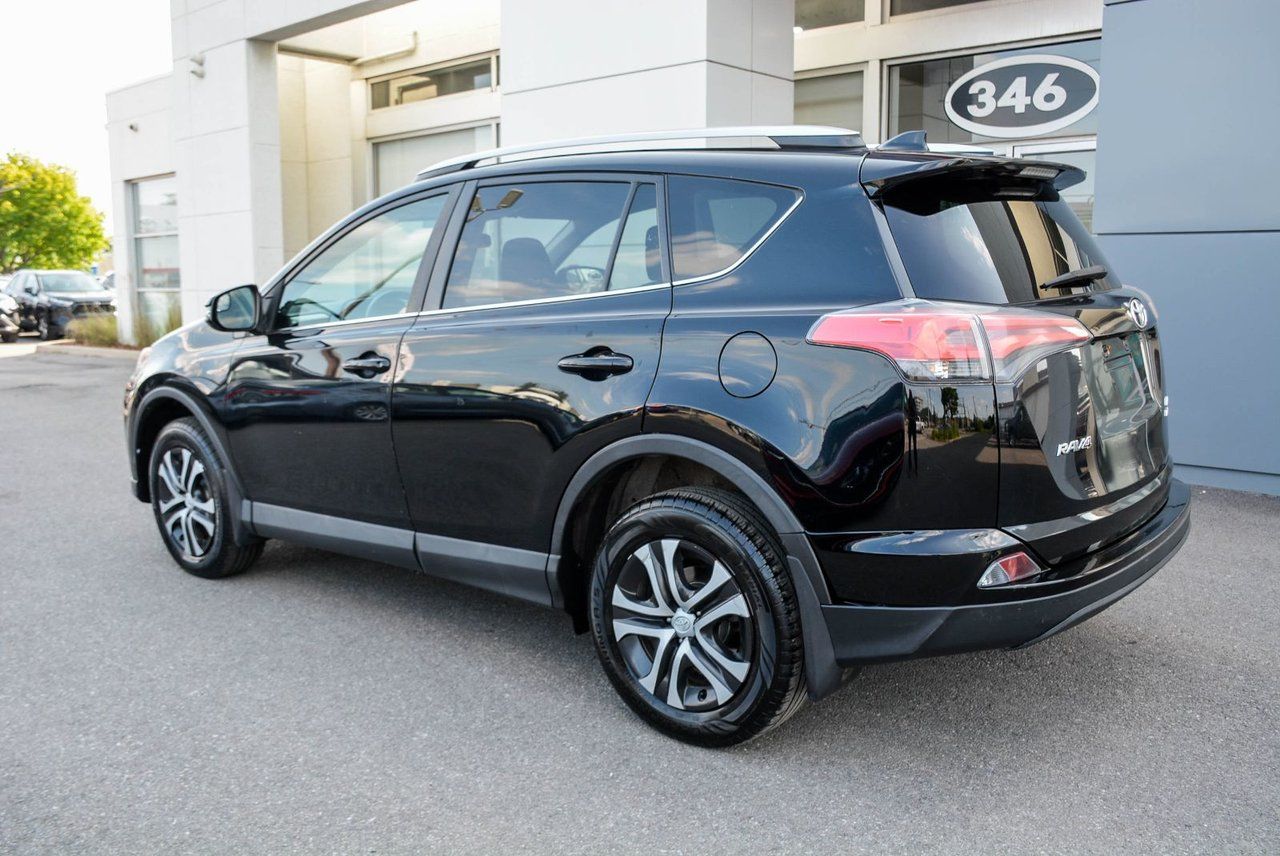 Toyota RAV4 LE AWD 2016 — photo 5