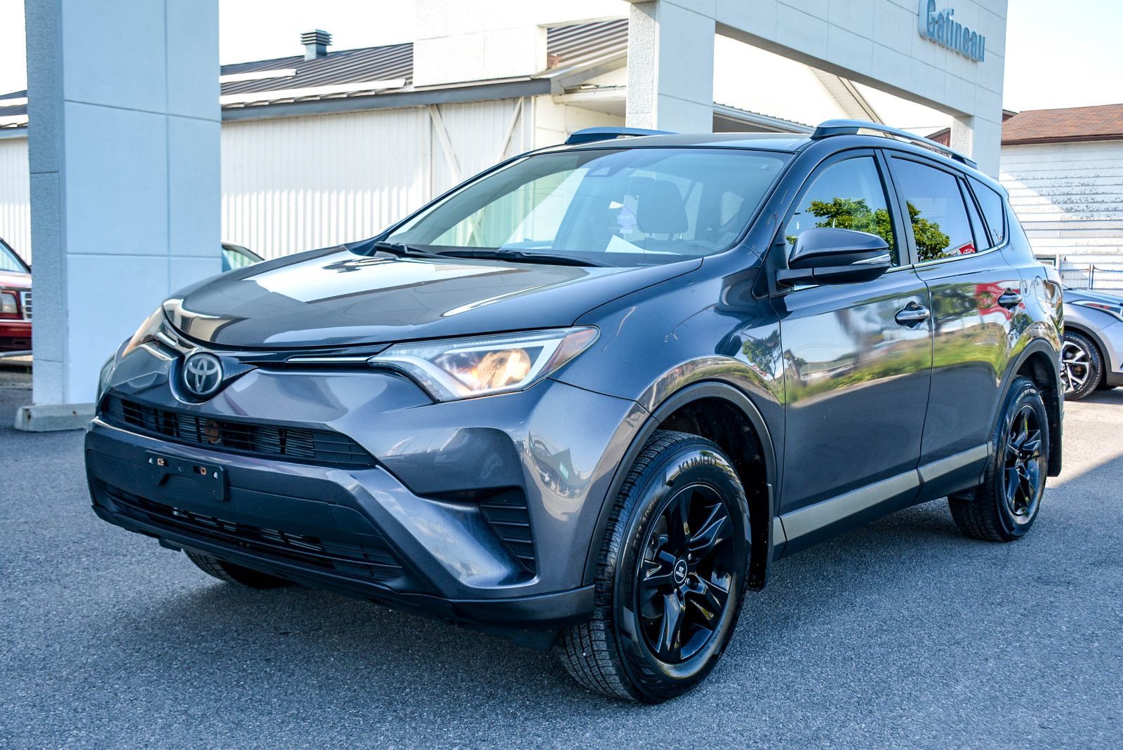 Toyota RAV4 LE 2017