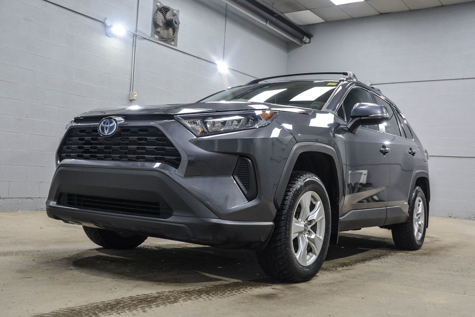 2021 Toyota RAV4 Hybrid LE