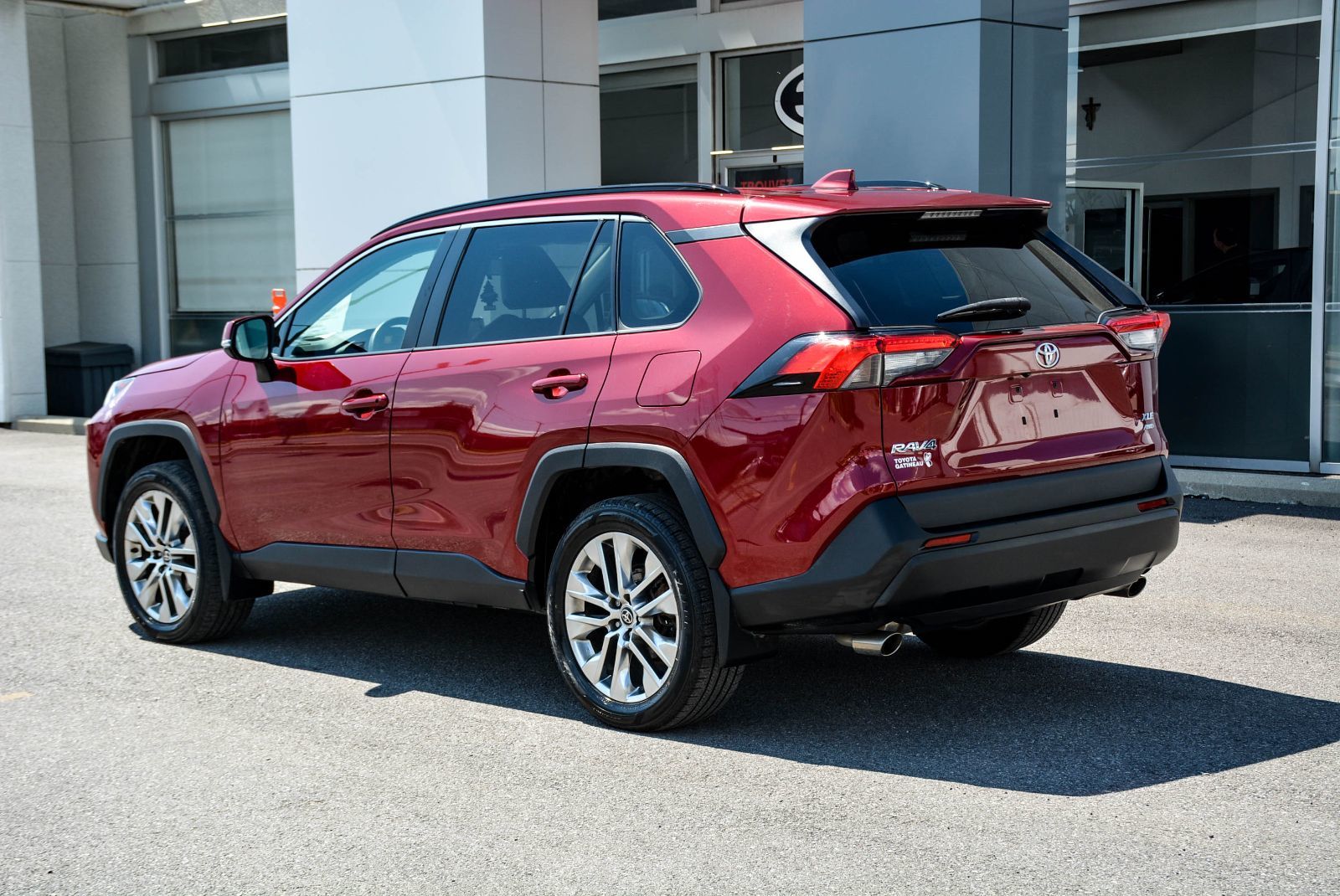Toyota RAV4 XLE 2021 — photo 4