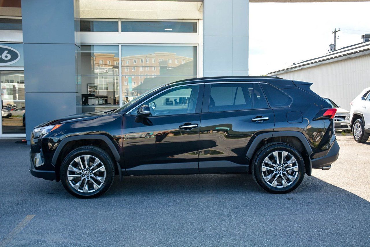 Toyota RAV4 LIMITED AWD LEATHER CERTIFIED TOYOTA 2022 — photo 4