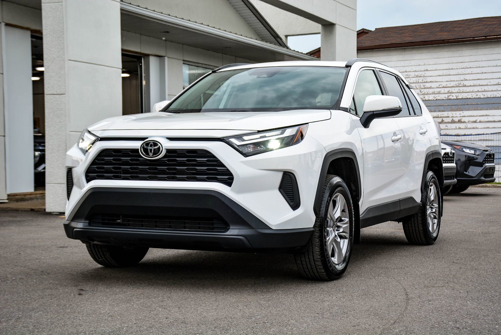 2023 Toyota RAV4 XLE AWD CERTIFIED TOYOTA