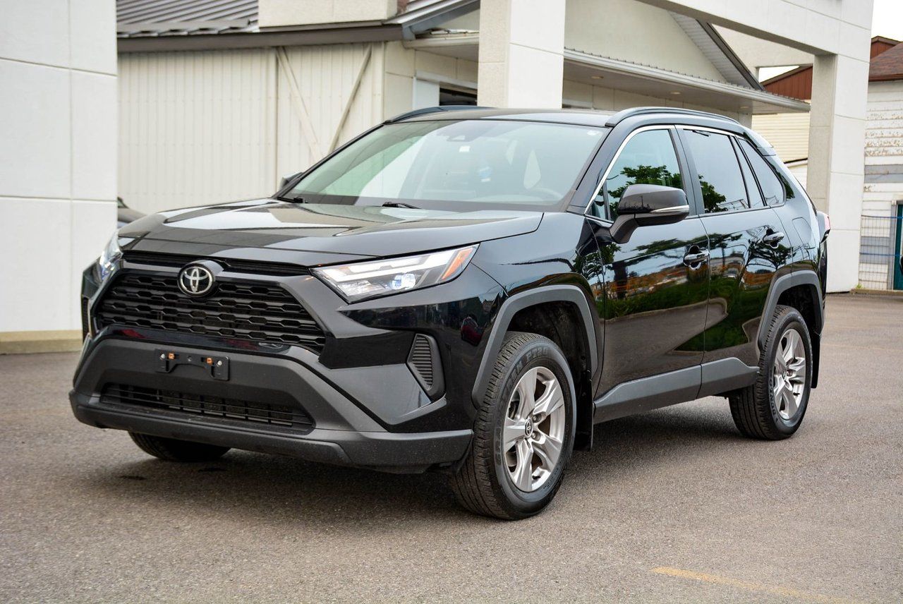 Toyota RAV4 XLE 2023