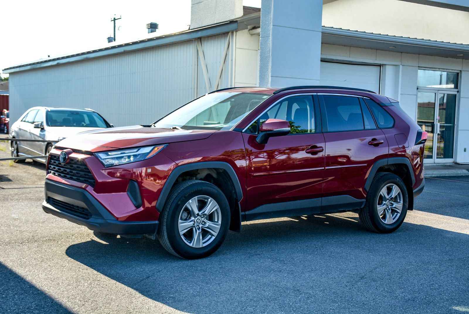Toyota RAV4 XLE AWD CERTIFIED TOYOTA 2023 — photo 2