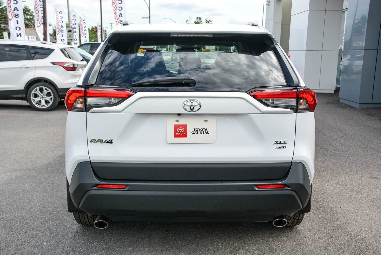 Toyota RAV4 XLE AWD CERTIFIED TOYOTA 2024 — photo 8