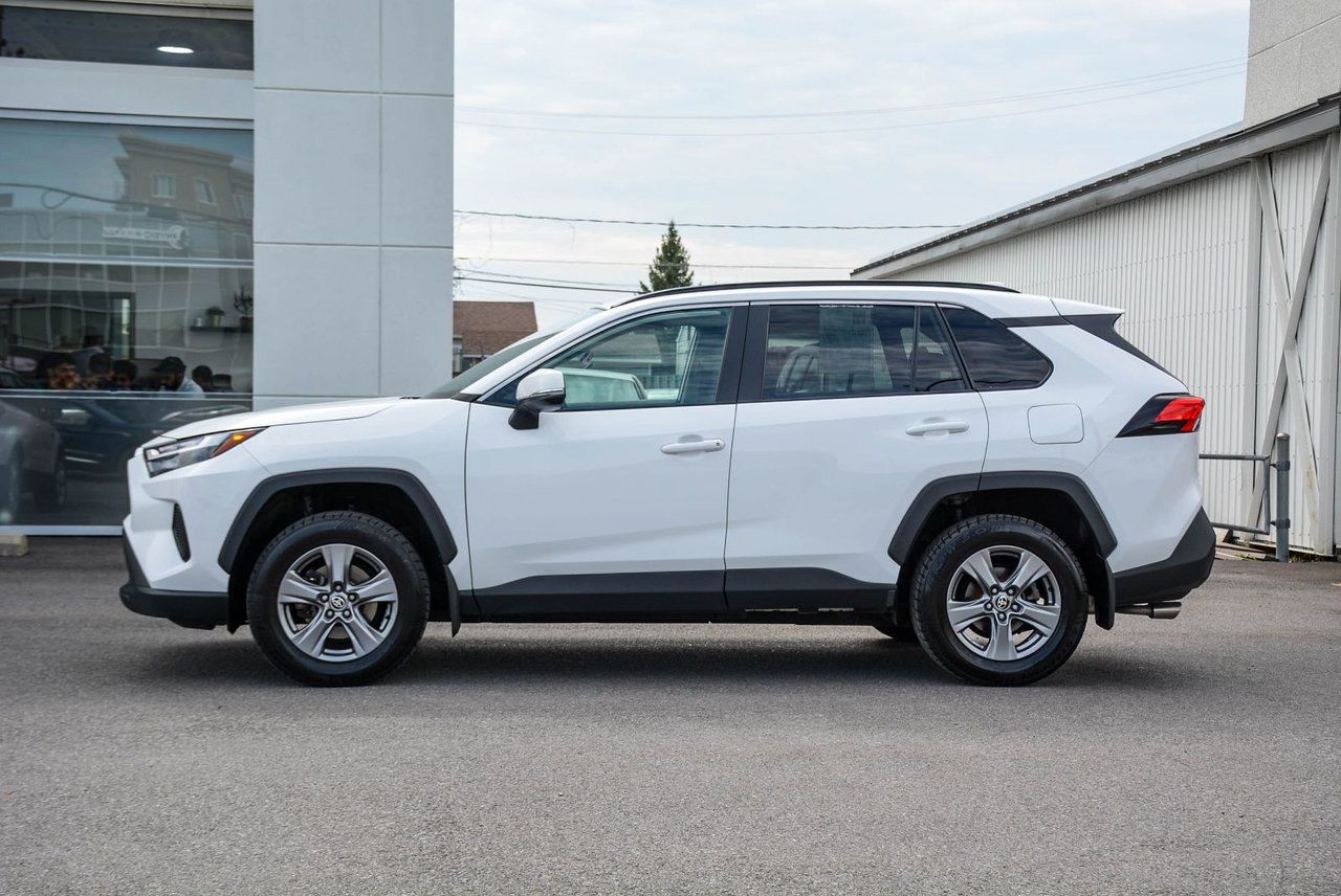 Toyota RAV4 XLE AWD CERTIFIED TOYOTA 2024 — photo 4