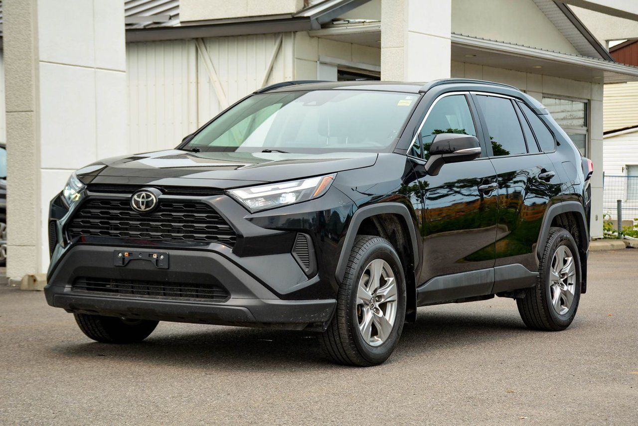 Toyota RAV4 XLE 2024 — photo 2