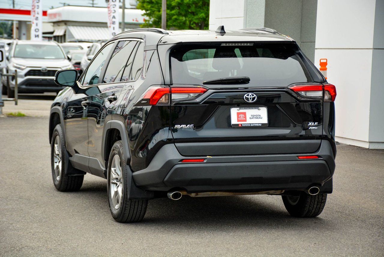 Toyota RAV4 XLE 2024 — photo 7
