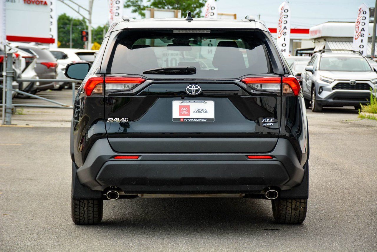 Toyota RAV4 XLE AWD CERTIFIED TOYOTA 2025 — photo 8