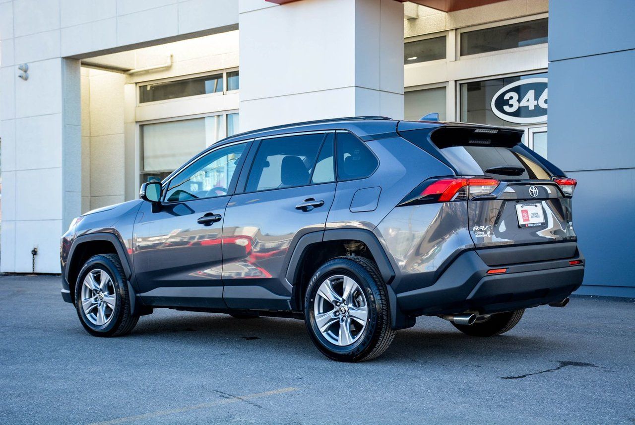 Toyota RAV4 XLE AWD CERTIFIED TOYOTA 2025 — photo 5