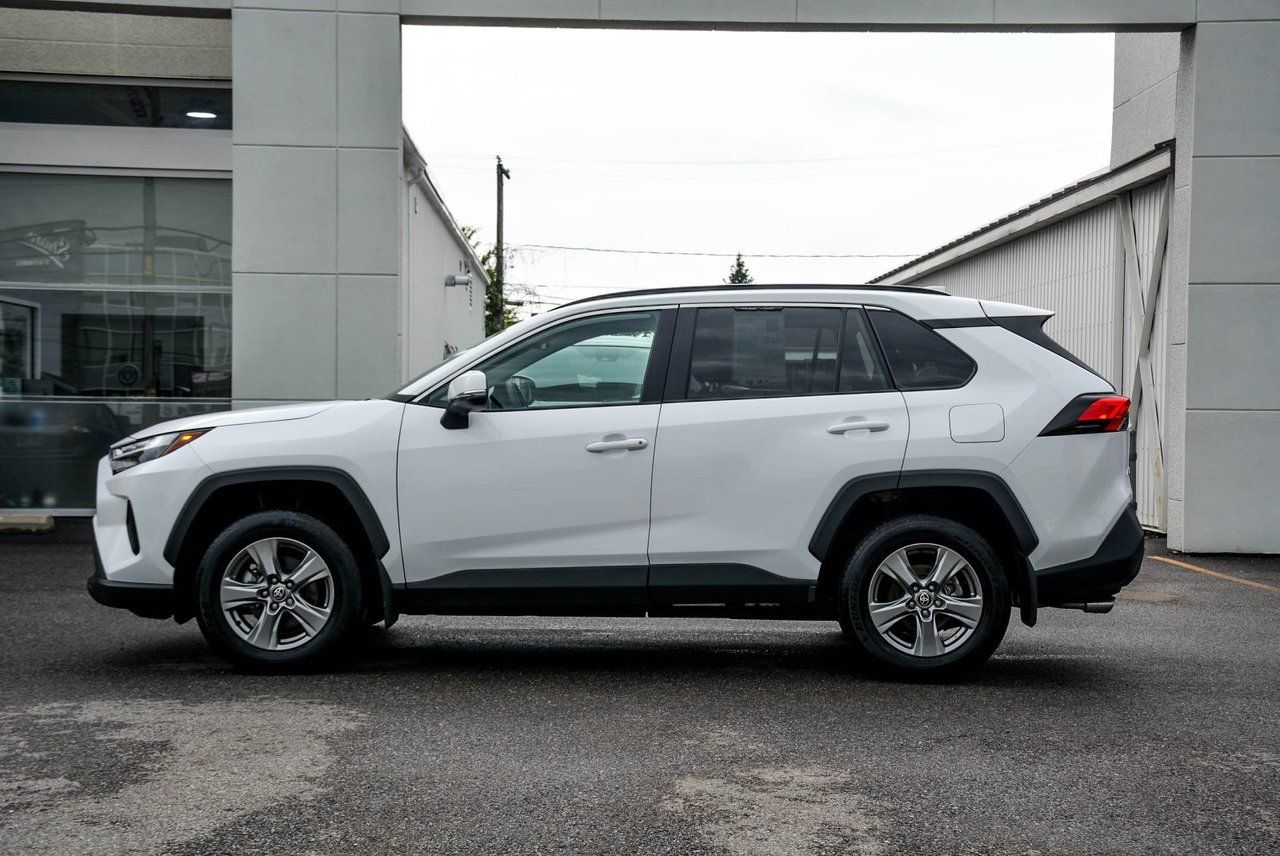 Toyota RAV4 XLE AWD CERTIFIED TOYOTA 2025 — photo 5