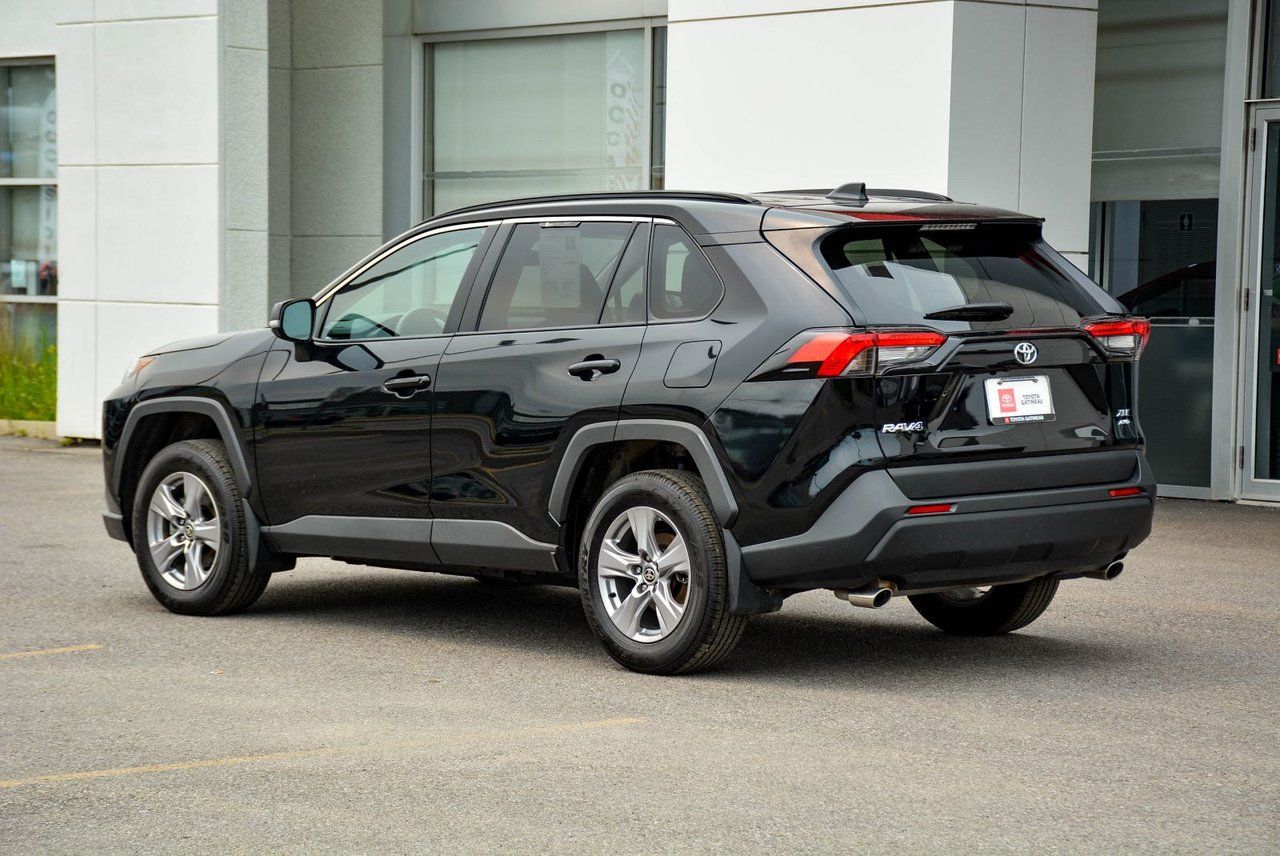 Toyota RAV4 XLE AWD CERTIFIED TOYOTA 2025 — photo 6
