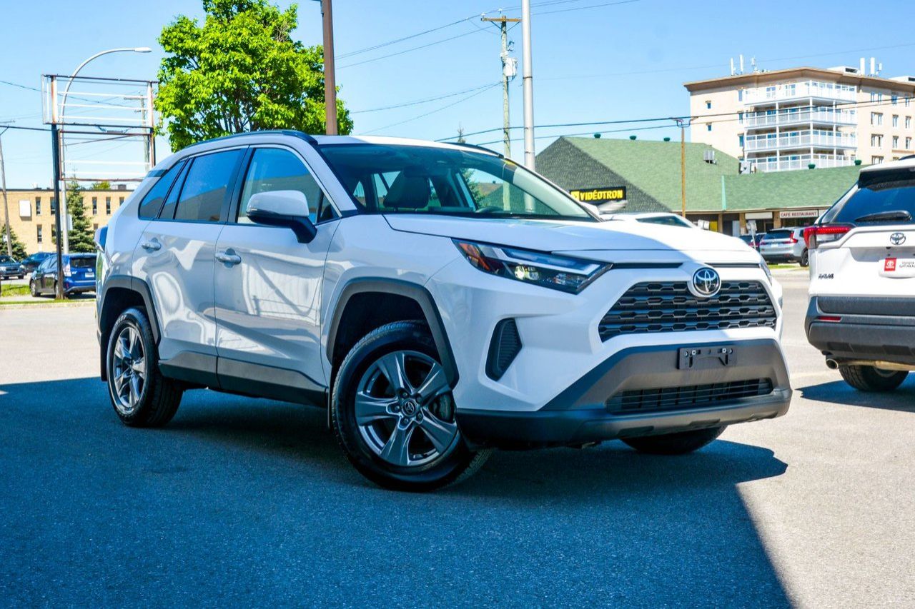 Toyota RAV4 XLE AWD CERTIFIED TOYOTA 2025 — photo 7