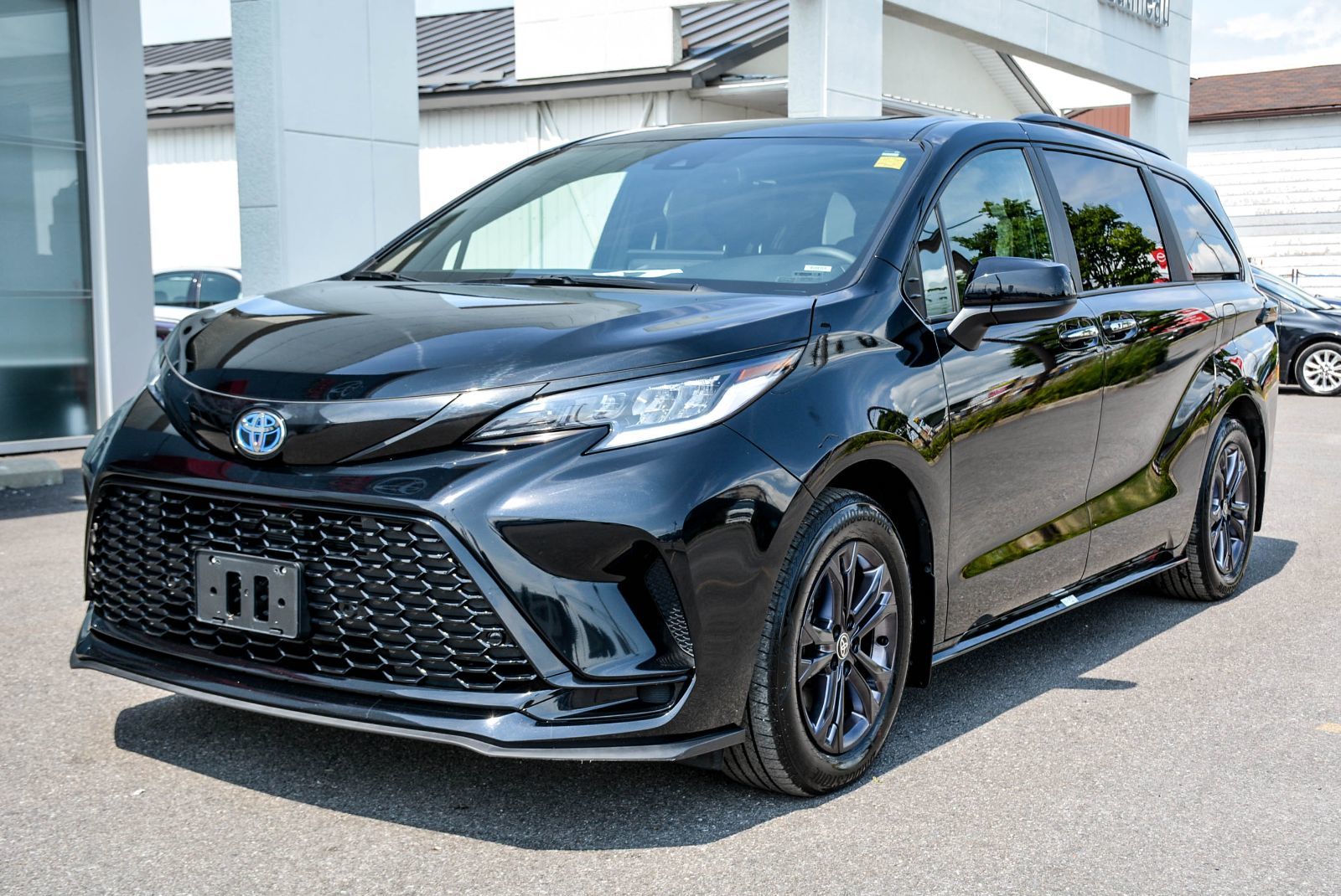 Toyota Sienna XSE AWD CERTIFIED TOYOTA 2025
