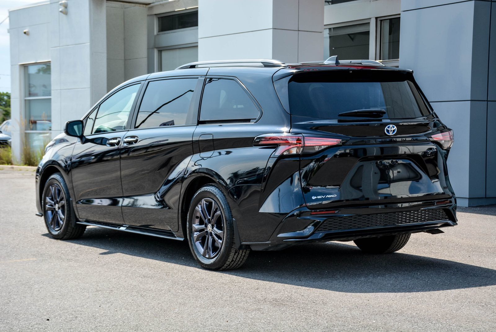 Toyota Sienna XSE AWD CERTIFIED TOYOTA 2025 — photo 6