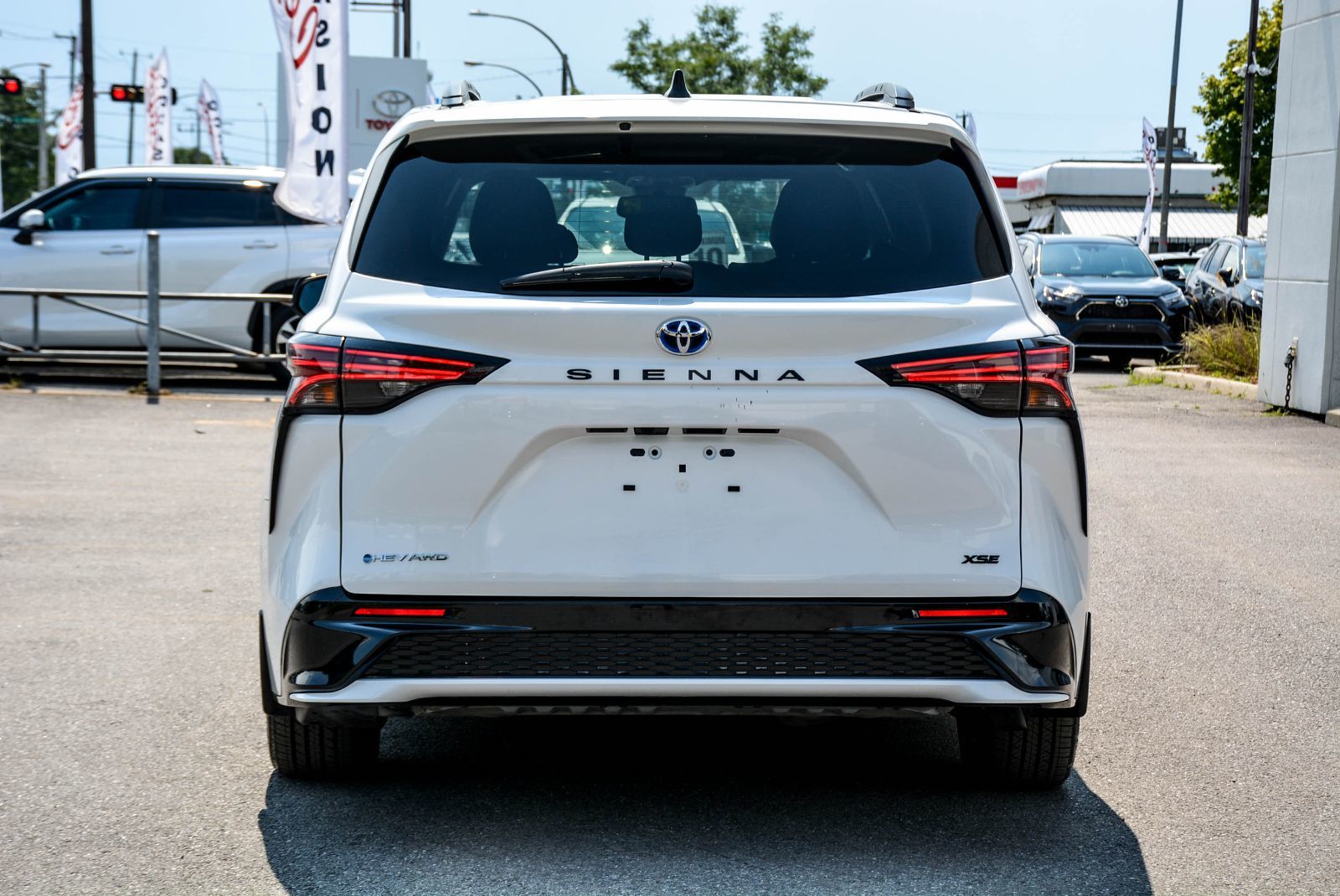 Toyota Sienna XSE AWD CERTIFIED TOYOTA 2025 — photo 7