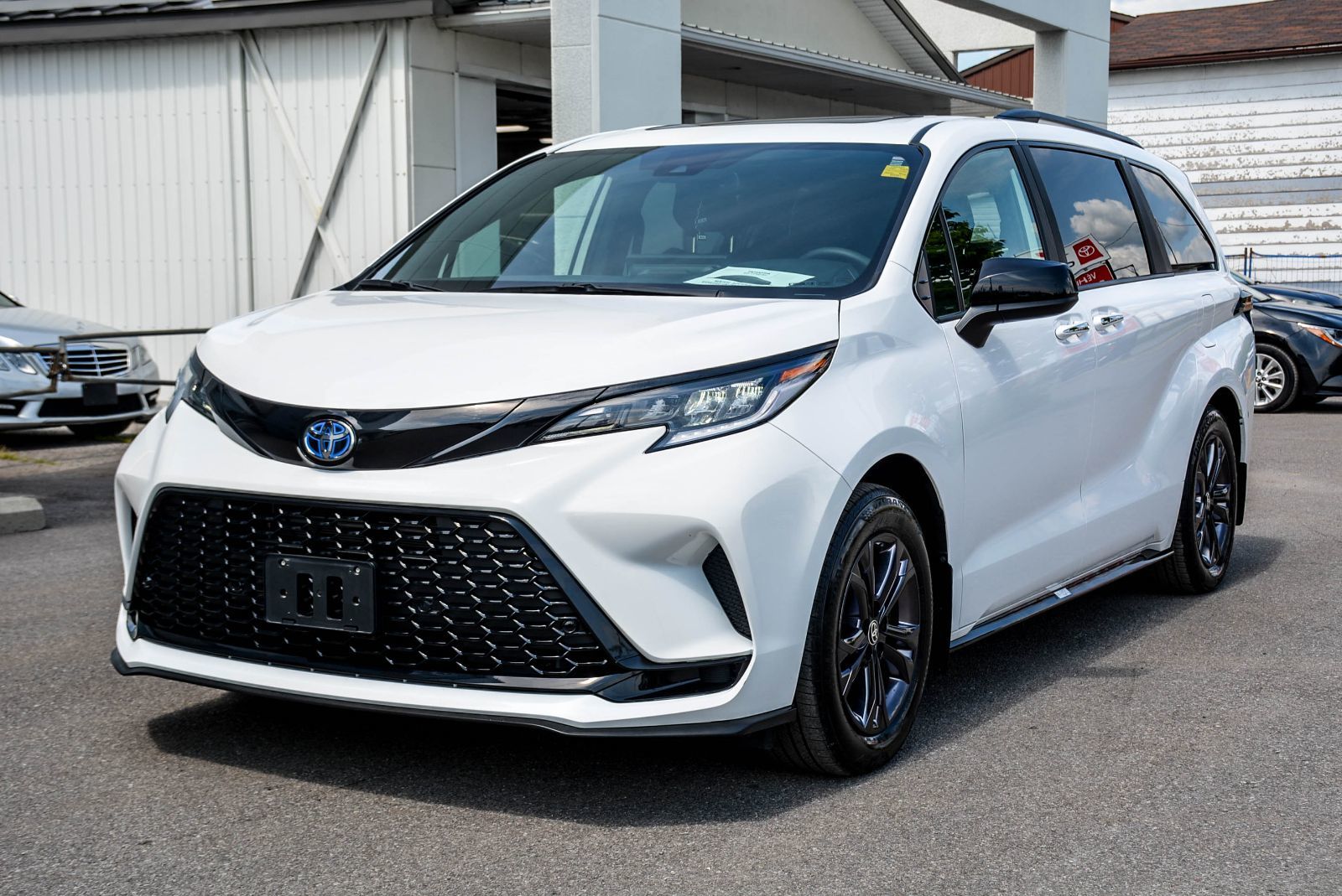 Toyota Sienna XSE AWD CERTIFIED TOYOTA 2025