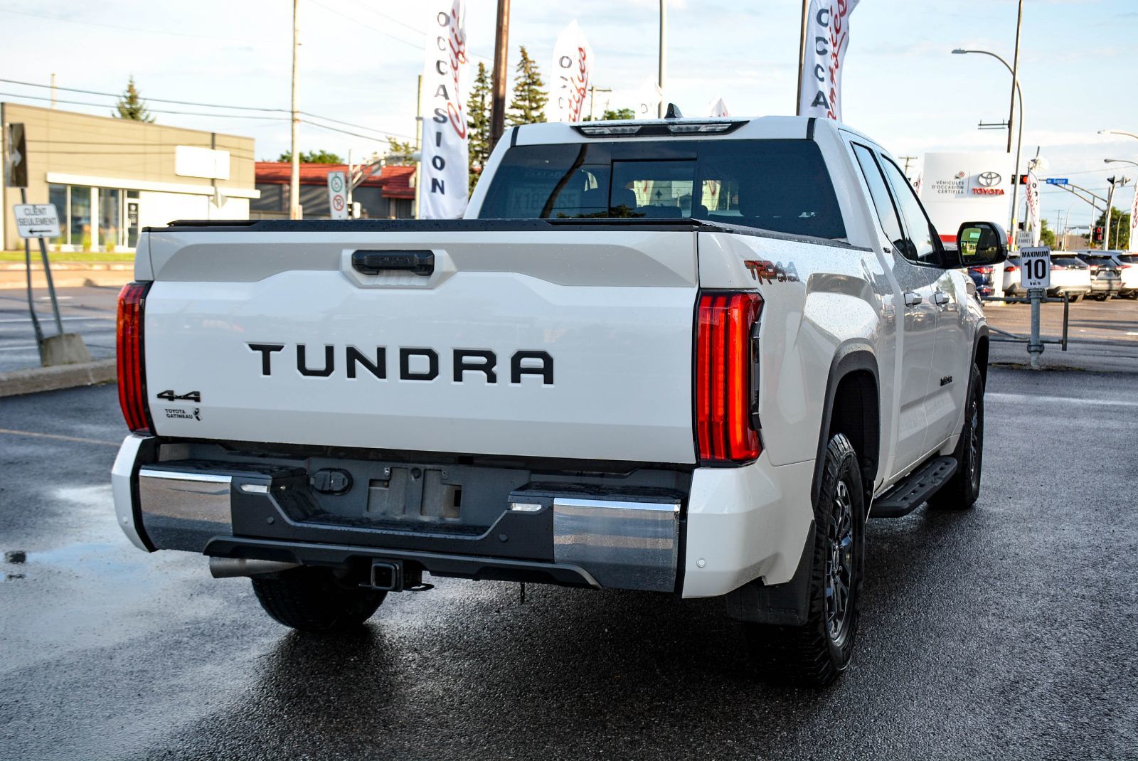 Toyota Tundra SR 2022 — photo 8