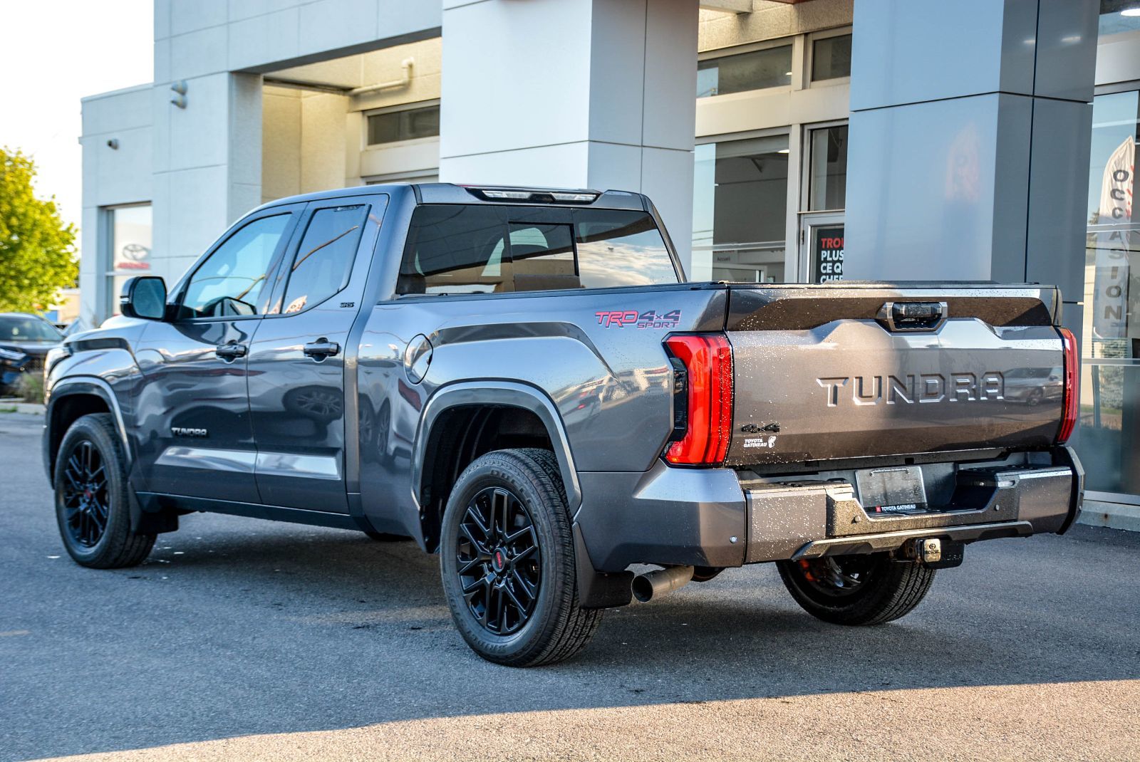 Toyota Tundra SR5 TRD-SPORT LOW KM 2022 — photo 4