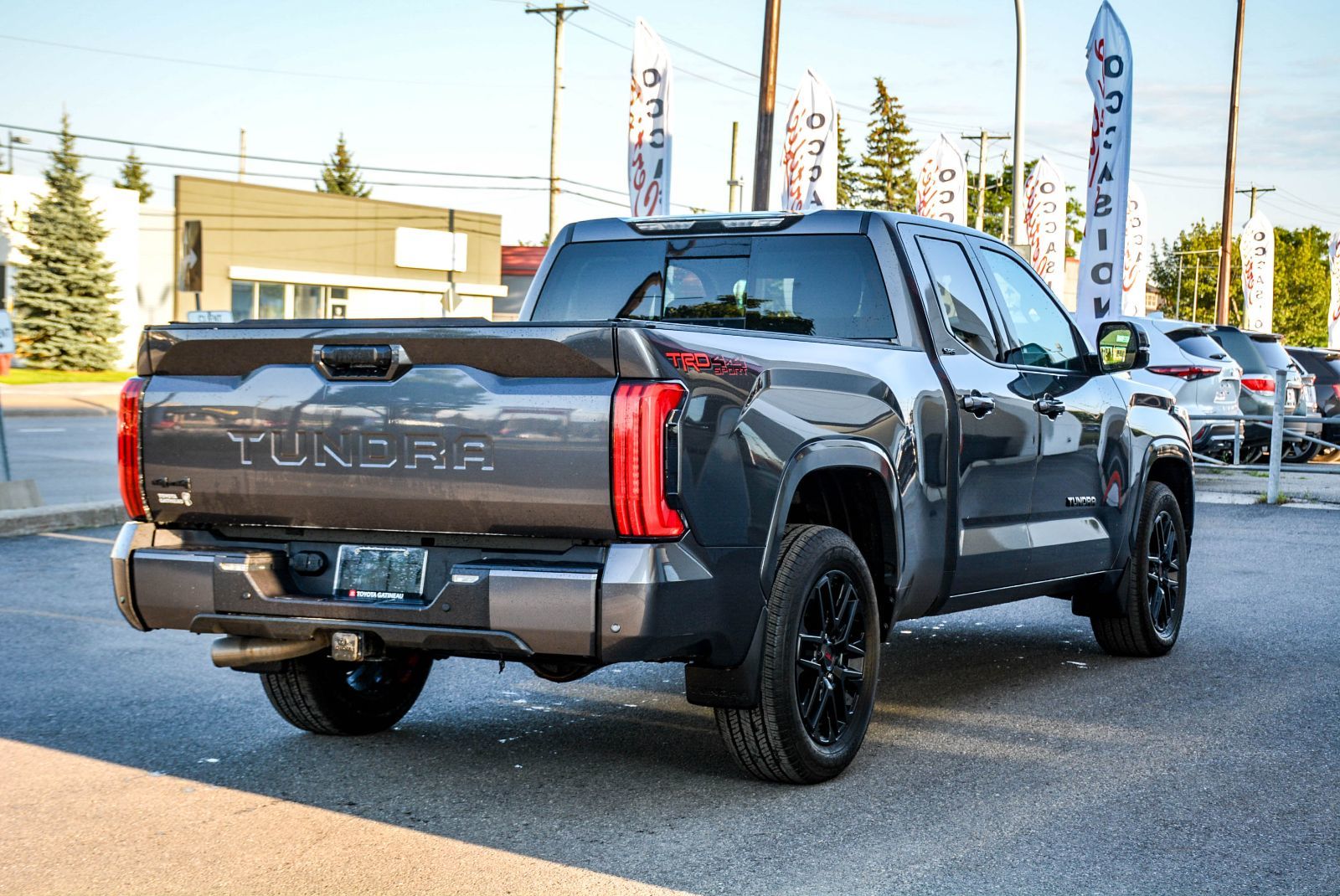 Toyota Tundra SR5 TRD-SPORT LOW KM 2022 — photo 7
