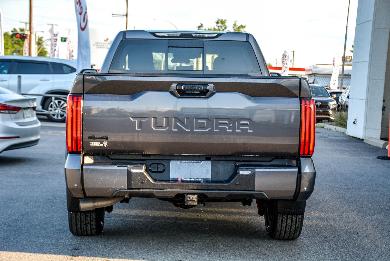 Toyota Tundra SR5 TRD-SPORT LOW KM 2022 — photo 6