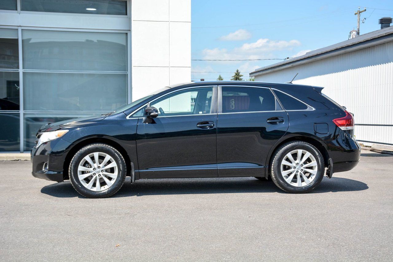 Toyota Venza XLE AWD LOW KM 2.7L 2016 — photo 4