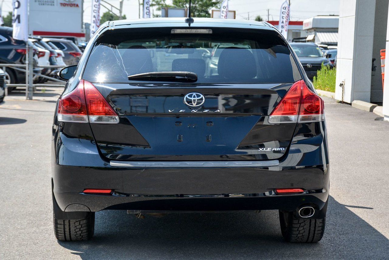 Toyota Venza XLE AWD LOW KM 2.7L 2016 — photo 8