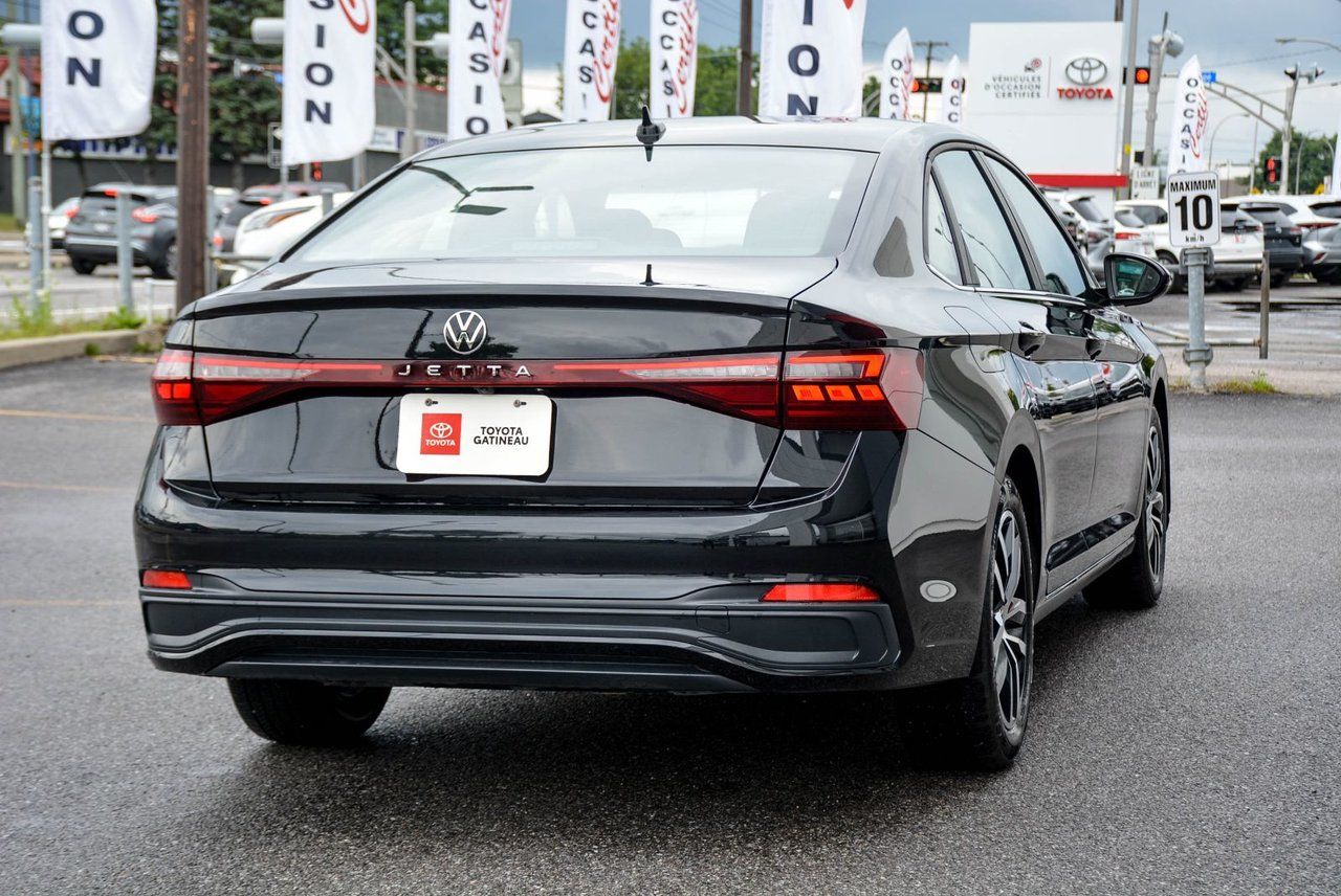 Volkswagen Jetta Comfortline 2025 — photo 8