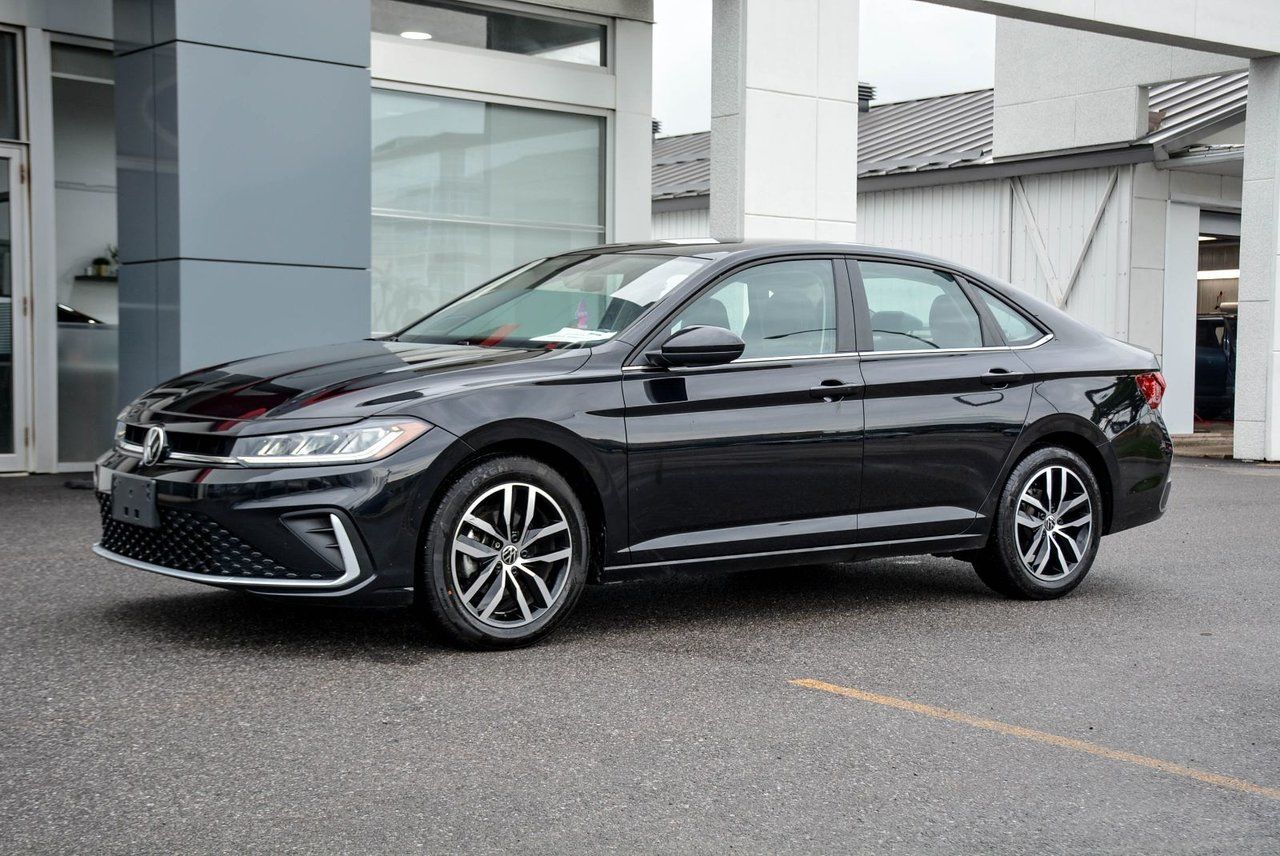 Volkswagen Jetta Comfortline 2025 — photo 3