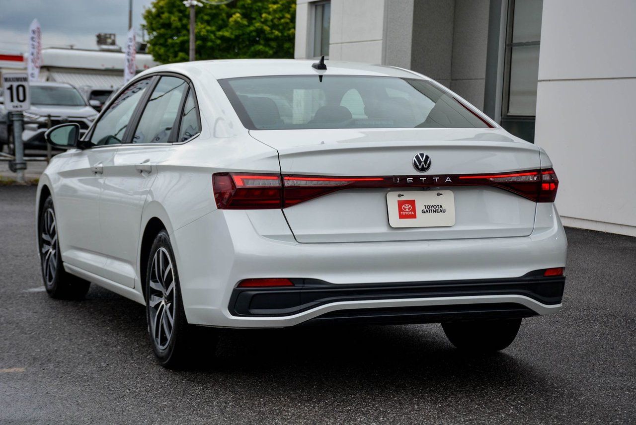 Volkswagen Jetta Comfortline 2025 — photo 6