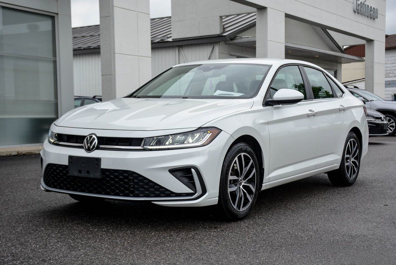 Volkswagen Jetta Comfortline 2025 — photo 2