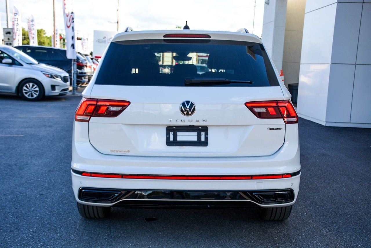 Volkswagen Tiguan Comfortline R-Line Black Edition 2022 — photo 7