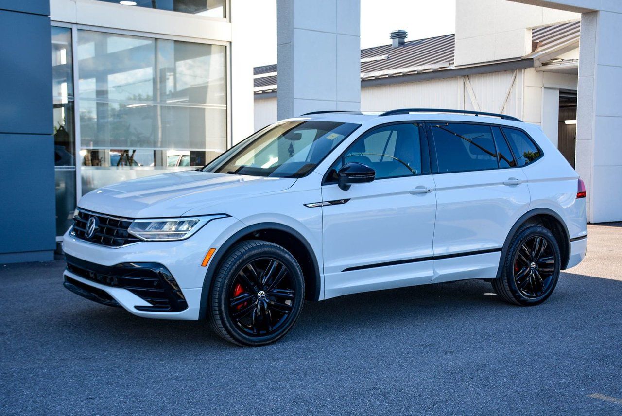 Volkswagen Tiguan Comfortline R-Line Black Edition 2022 — photo 3