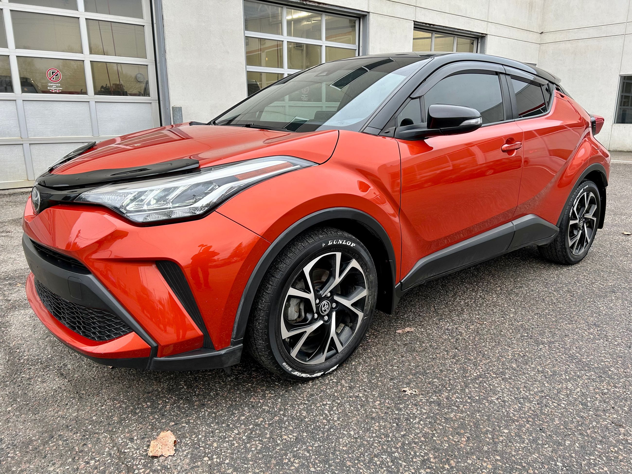 https://img.sm360.ca/images/inventory/toyota-mont-laurier/toyota/c-hr/2021/31762084/31762084_05044_2021-toyota-c-hr_001.jpg