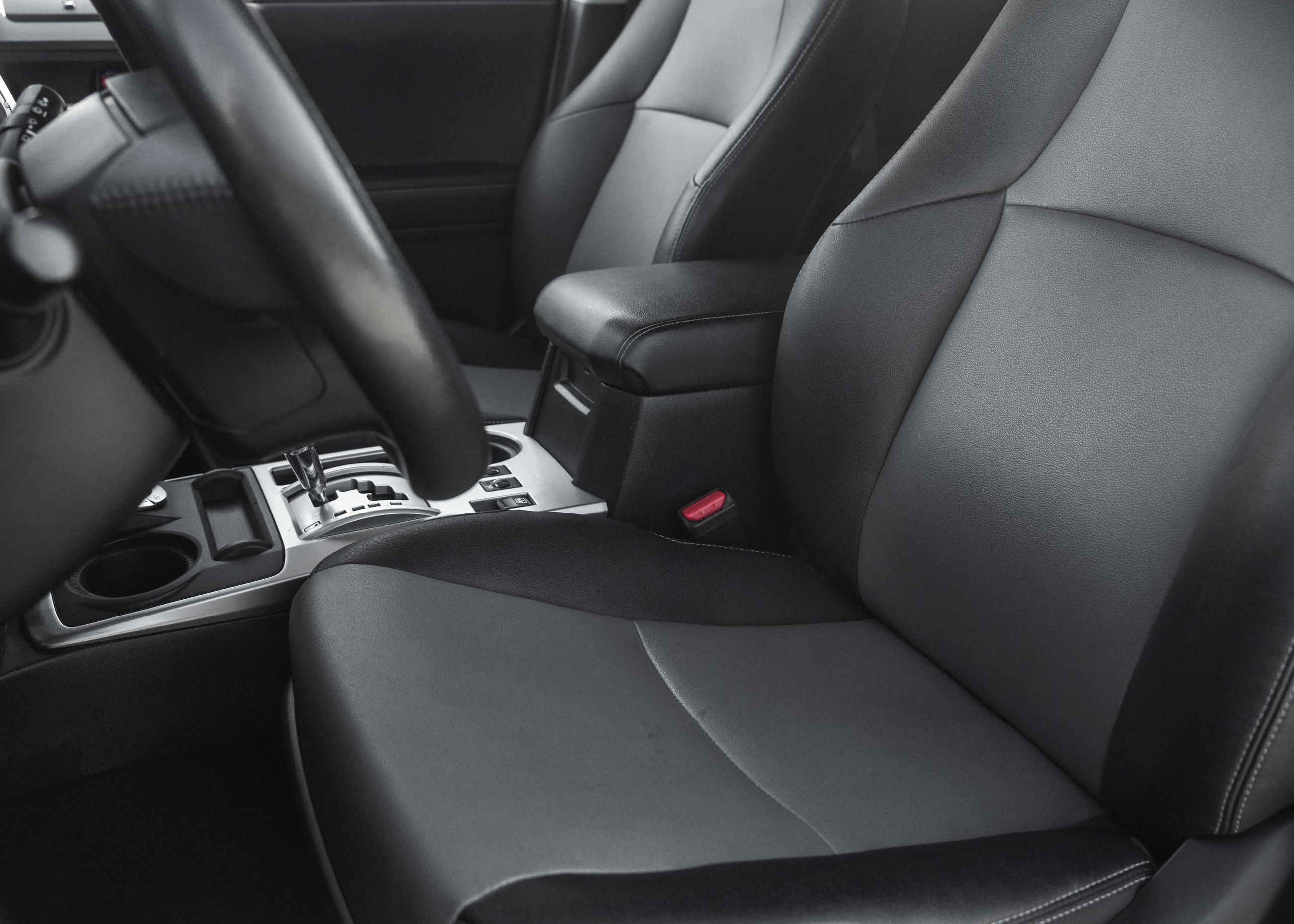 Toyota 4Runner SR5 2023 — photo 7