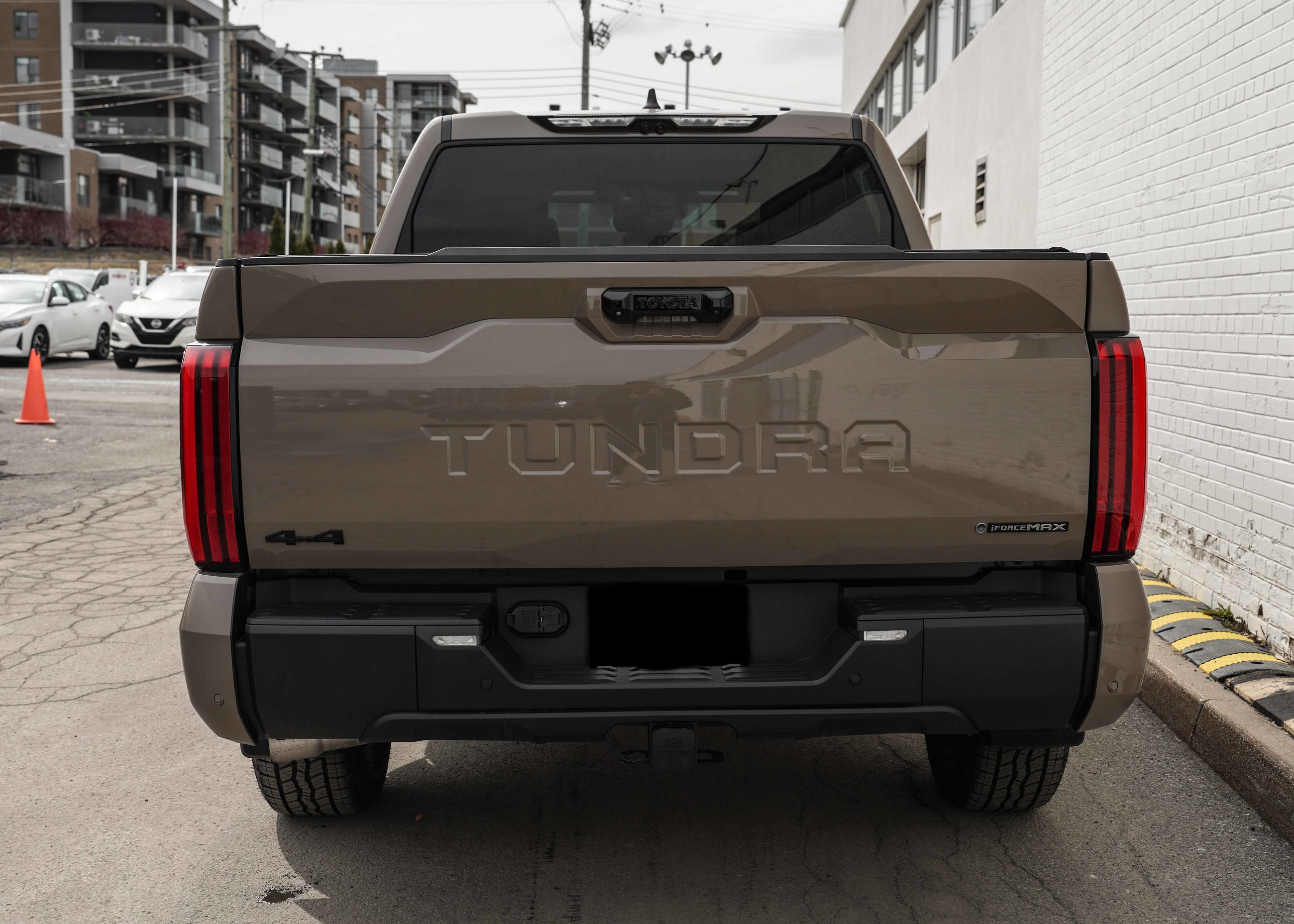 Toyota TUNDRA HYBRID LIMITED 2026 — photo 5