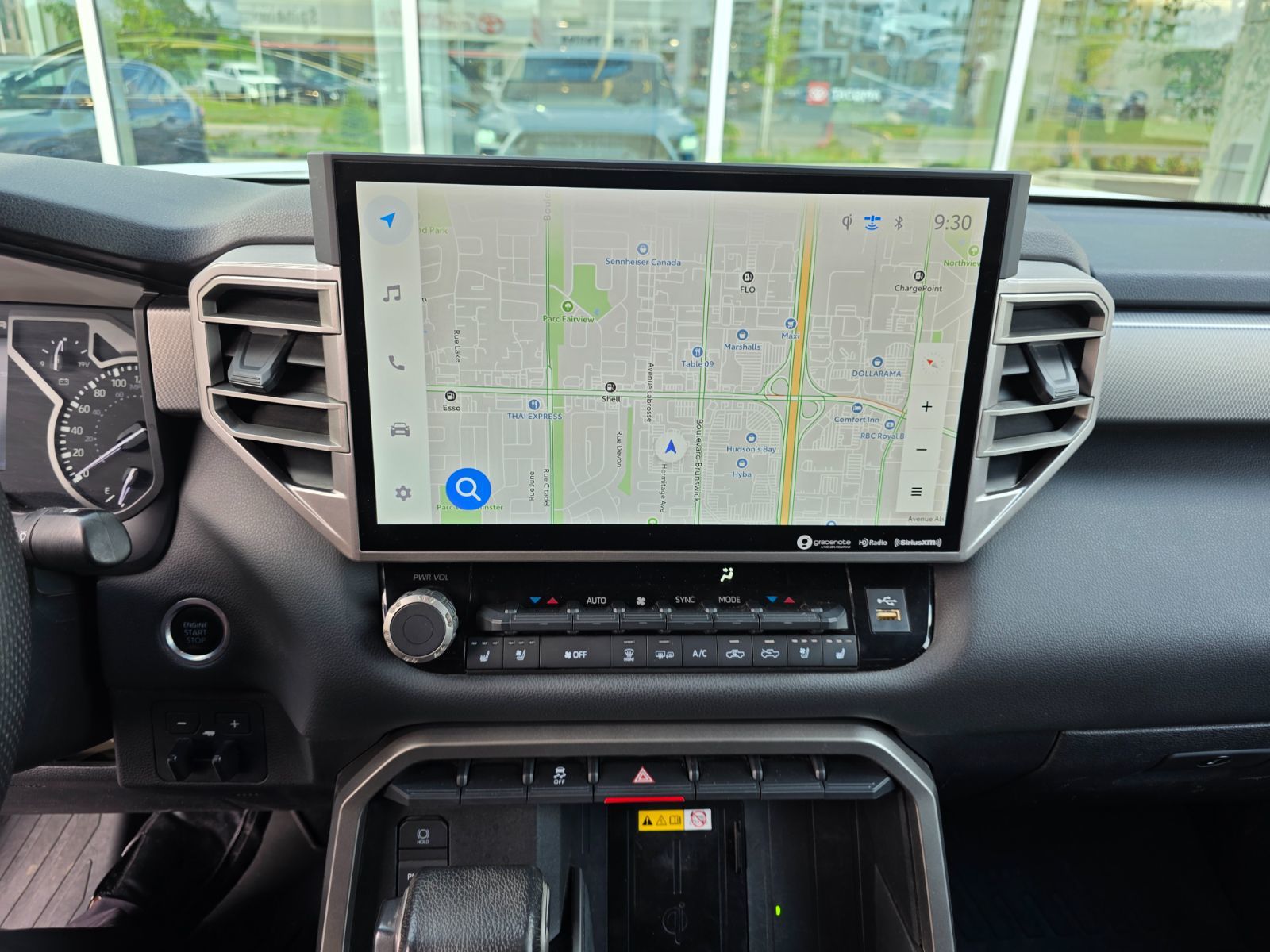 Toyota Tundra Limited 2023 — photo 7