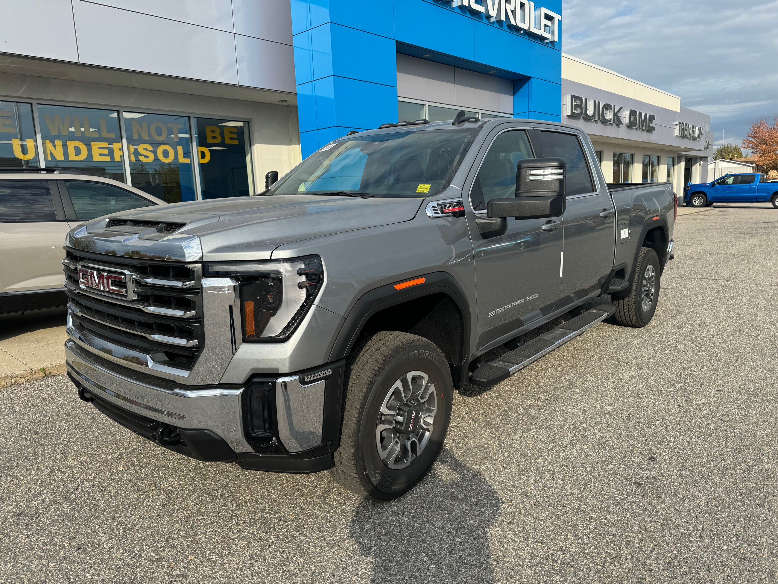 2026 GMC Sierra 2500HD SLE