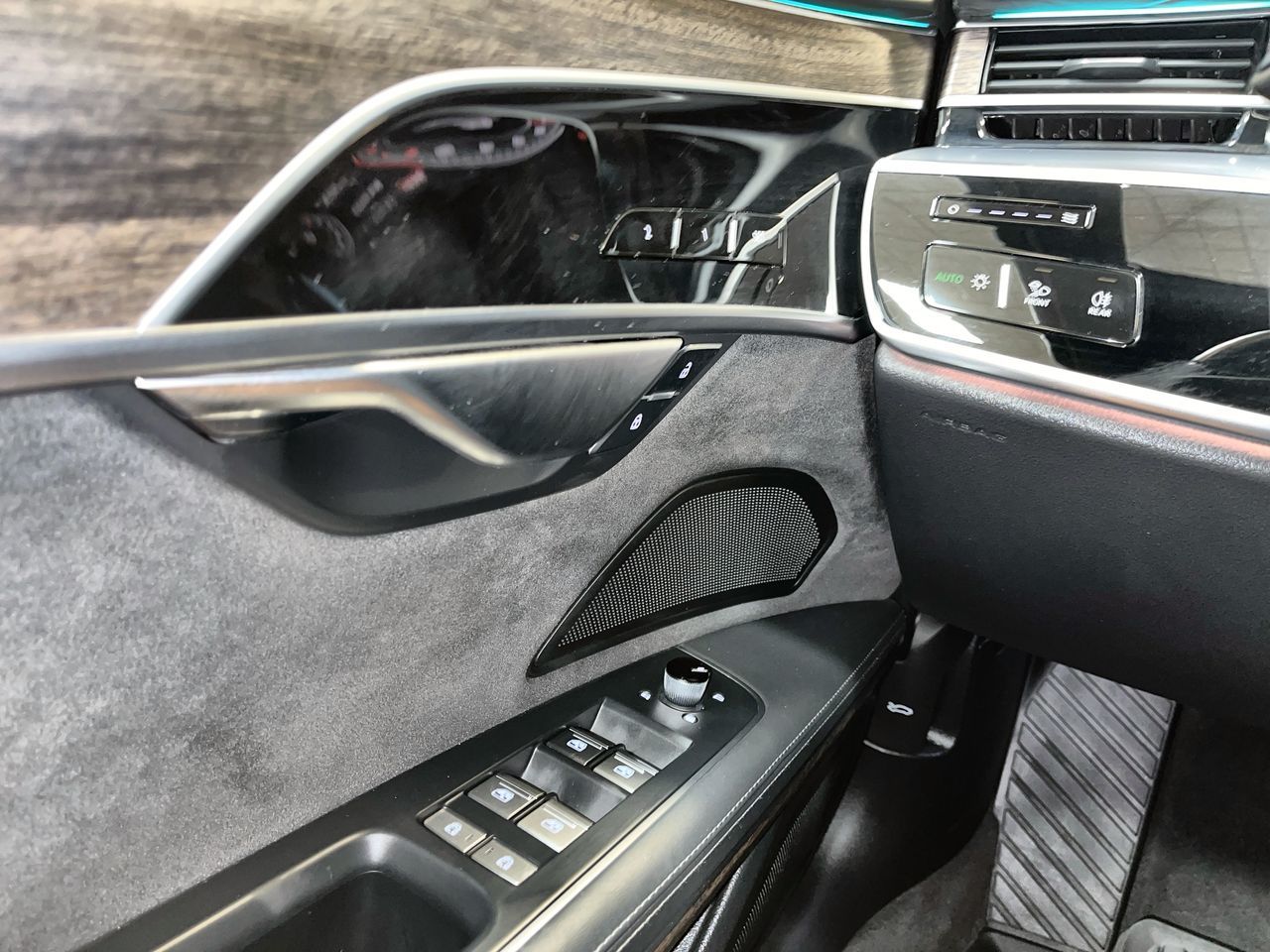 Audi A8  2023 à Regina, Saskatchewan