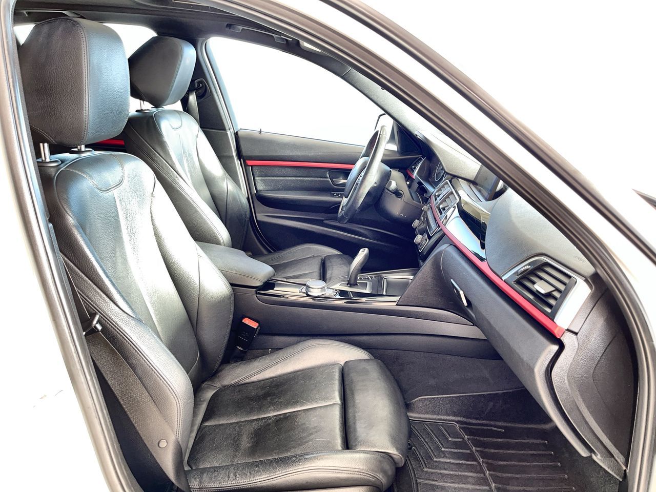 2018 BMW 330i