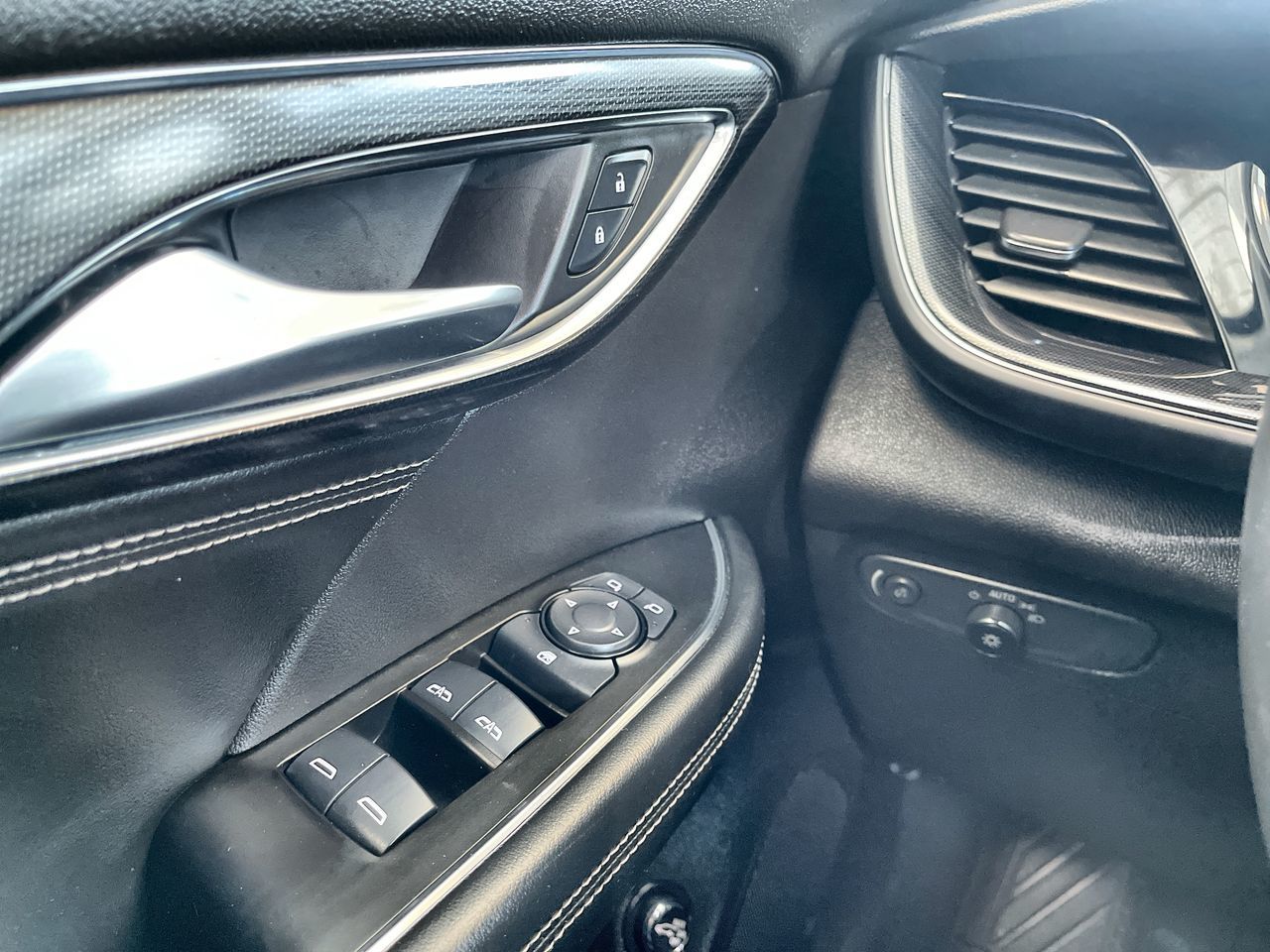 2022 Buick Envision in Regina, Saskatchewan