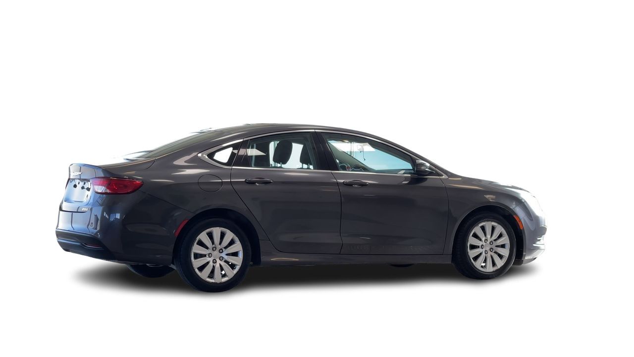 Chrysler 200  2016 à Regina, Saskatchewan