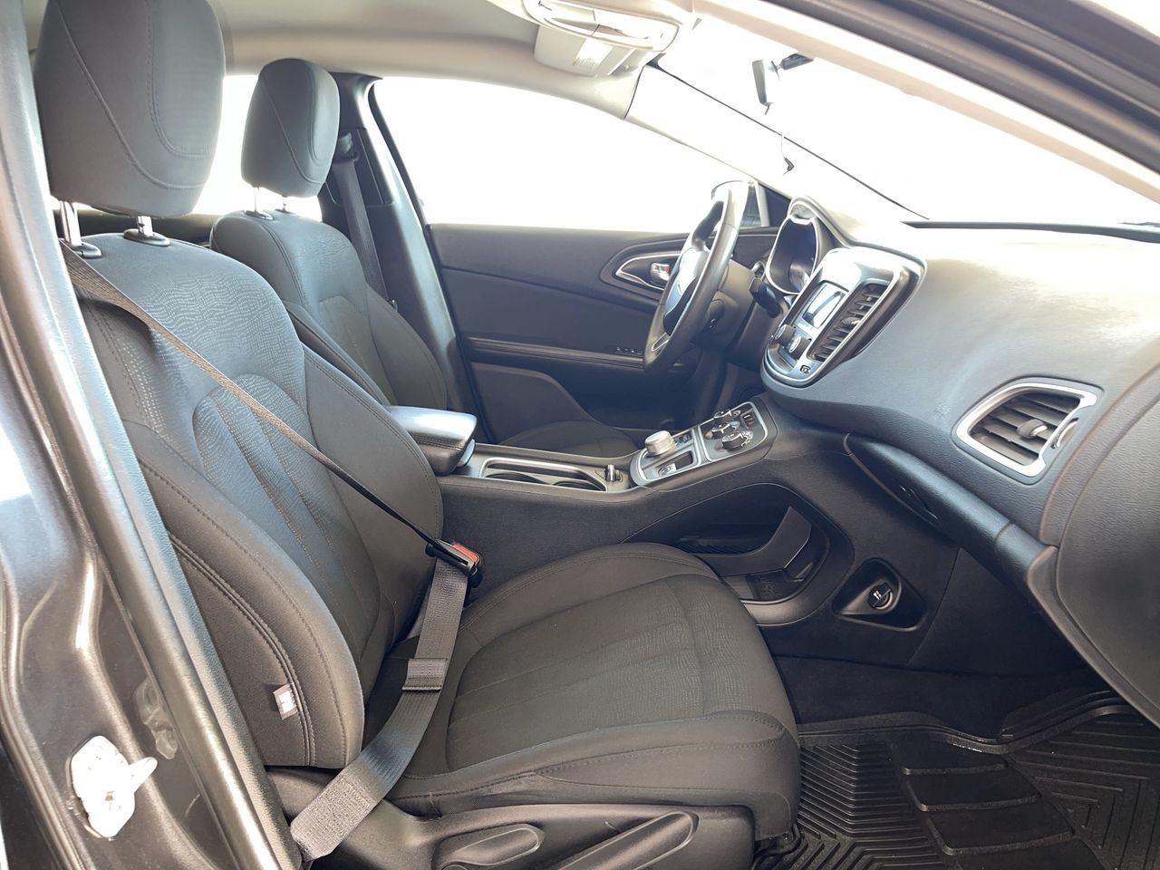 Chrysler 200  2016 à Regina, Saskatchewan