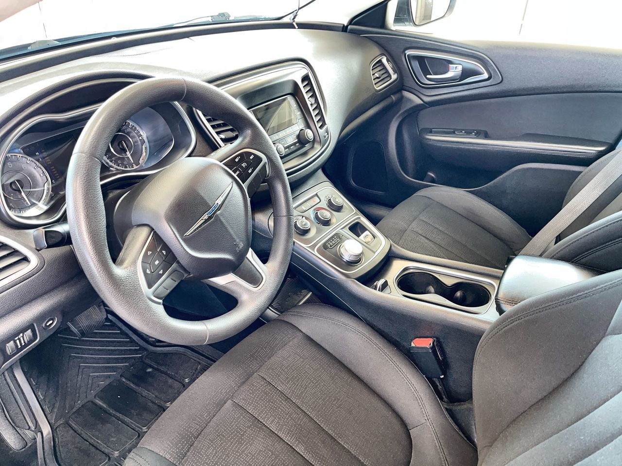 Chrysler 200  2016 à Regina, Saskatchewan