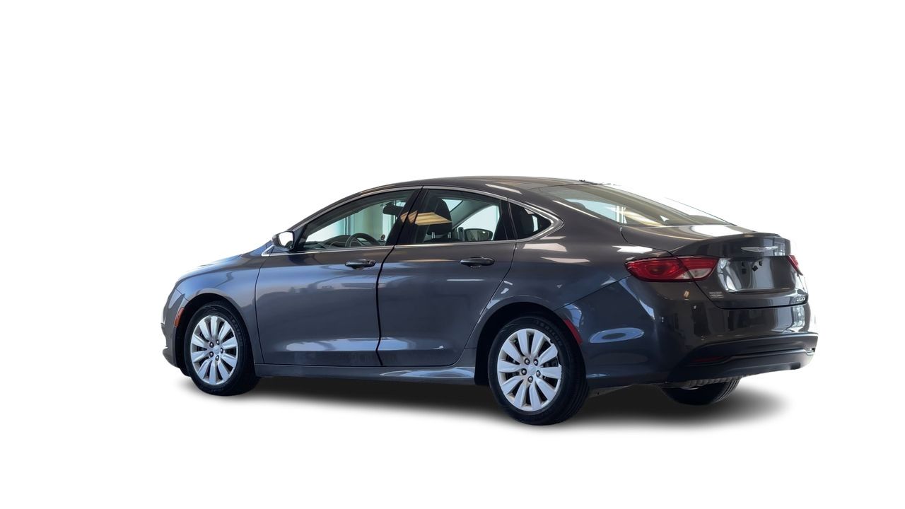 Chrysler 200  2016 à Regina, Saskatchewan