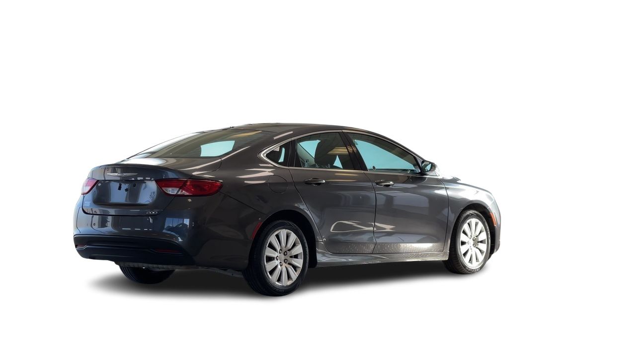 Chrysler 200  2016 à Regina, Saskatchewan