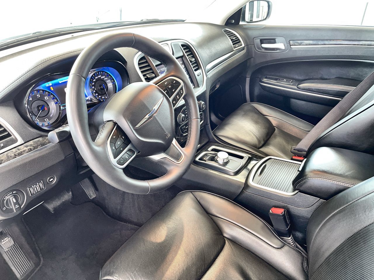 Chrysler 300  2023 à Regina, Saskatchewan