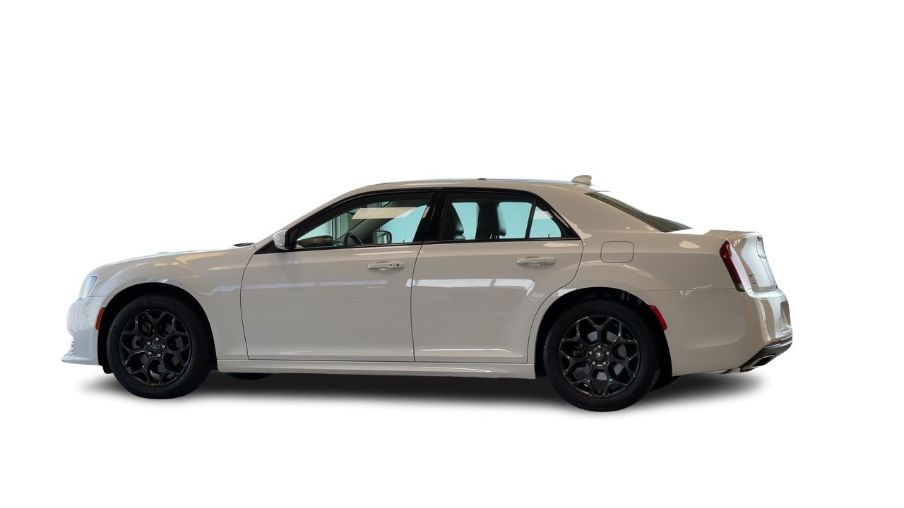 2023 Chrysler 300